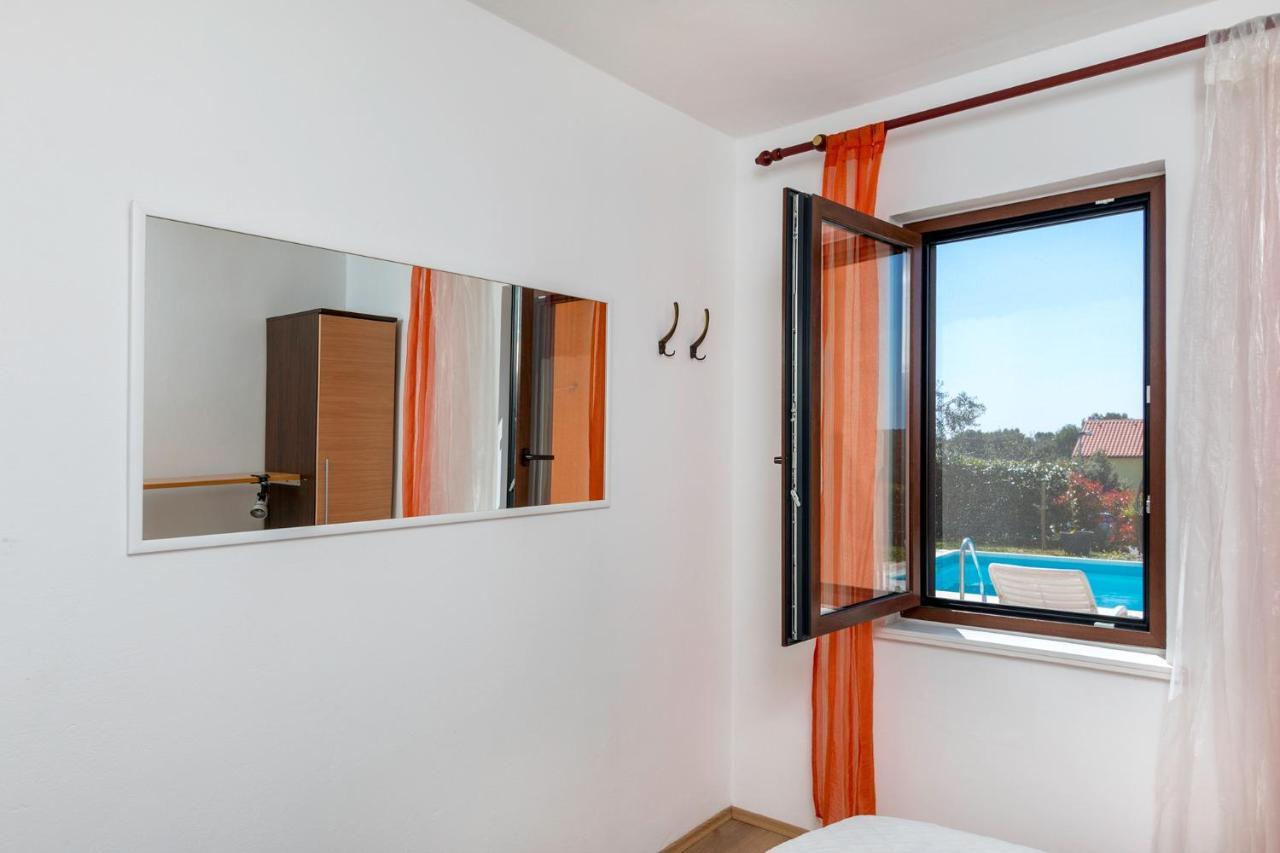 Apartments Mandic Pula Exterior photo